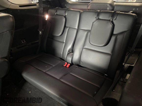 2022 Ford Explorer XLT with VIN 1FMSK8DH5NGB39343, listed as a IAAI auction lot 42788984 with 118,323 mi miles and . Bid and sale history available at DreamBid. Image 7.