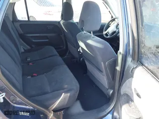2006 Honda CR-V EX with VIN JHLRD788X6C011242, listed as a IAAI auction lot 41714756 with 199,074 mi miles. Bid and sale history available at carsss.com. Image 8.