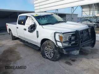 2018 Ford F-250 XL с VIN 1FT7W2B61JEB72858, выставлен на аукционе IAAI как лот 42517018 с пробегом 193 390 миль миль и . История ставок и продаж доступна на DreamBid. Изображение 1.