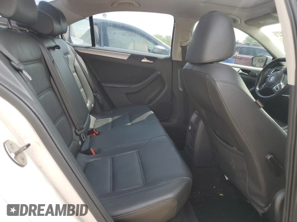 2013 Volkswagen Jetta SE with VIN 3VWDP7AJ4DM351667, listed as a Copart auction lot 54541425 with 185,854 mi miles and Salvage title. Bid and sale history available at DreamBid. Image 10.