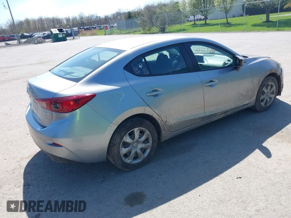 2015 Mazda 3 i Sport z VIN 3MZBM1U70FM163518, wystawiony jako IAAI lot #42127540 z przebiegiem 119 757 mil mil oraz . Historia ofert i sprzedaży dostępna na DreamBid. Obrazek 4.