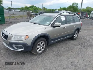 2008 Volvo XC70 z VIN YV4BZ982781035503, wystawiony jako IAAI lot #41821312 z przebiegiem 135 389 mil mil oraz . Historia ofert i sprzedaży dostępna na DreamBid. Obrazek 2.