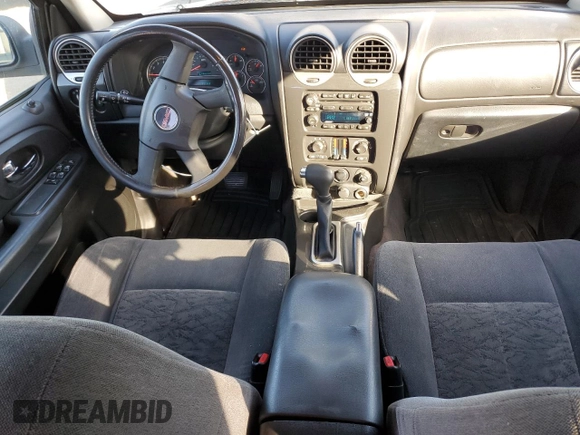 2005 GMC Envoy SLT with VIN 1GKDS13S752379805, listed as a Copart auction lot 80381734 with 177,358 mi miles and Clean Title. Bid and sale history available at carsss.com. Image 8.