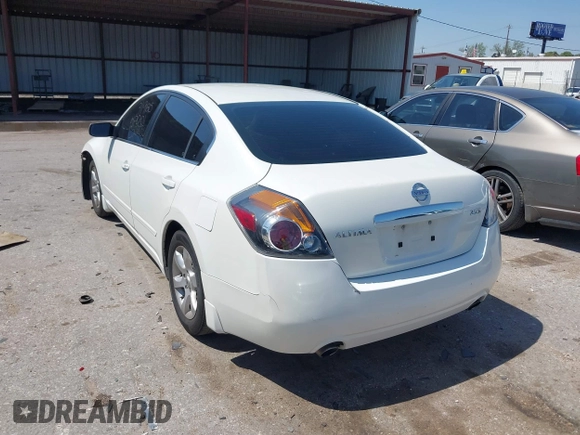 2009 Nissan Altima S with VIN 1N4AL21E09N418372, listed as a IAAI auction lot 41860862 with 131,257 mi miles and . Bid and sale history available at DreamBid. Image 3.