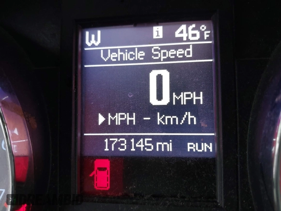 2013 Chrysler Town & Country Touring with VIN 2C4RC1BG9DR670205, listed as a IAAI auction lot 41683764 with 173,145 mi miles. Bid and sale history available at carsss.com. Image 7.