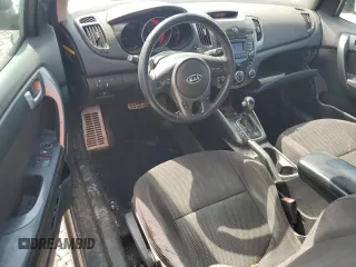 2012 Kia Forte SX с VIN KNAFW6A34C5481086, выставлен на аукционе Copart как лот 57241265 с пробегом 117 233 миль миль и Списание • Salvage title. История ставок и продаж доступна на DreamBid. Изображение 8.