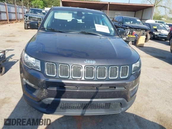 2020 Jeep Compass Sport z VIN 3C4NJCAB9LT220023, wystawiony jako IAAI lot #41999428 z przebiegiem 83 374 mil mil oraz . Historia ofert i sprzedaży dostępna na DreamBid. Obrazek 12.