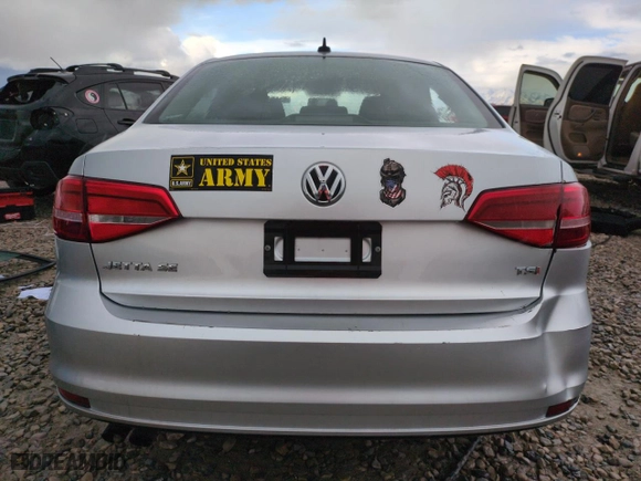 2015 Volkswagen Jetta Sedan 1.8T SE with VIN 3VWD17AJ6FM246584, listed as a Copart auction lot 45119865 with 174,502 mi miles and Salvage Title. Bid and sale history available at carsss.com. Image 6.