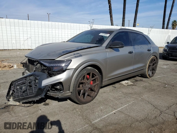 2023 Audi SQ8 Premium Plus z VIN WA1AWBF18PD046333, wystawiony jako Copart lot #81616984 z przebiegiem 19 033 mil mil oraz Szkoda całkowita • Salvage title. Historia ofert i sprzedaży dostępna na DreamBid. Obrazek 1.
