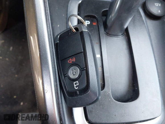 2020 Ford EcoSport SE z VIN MAJ3S2GE9LC311360, wystawiony jako IAAI lot #42031058 z przebiegiem 46 365 mil mil oraz . Historia ofert i sprzedaży dostępna na DreamBid. Obrazek 11.