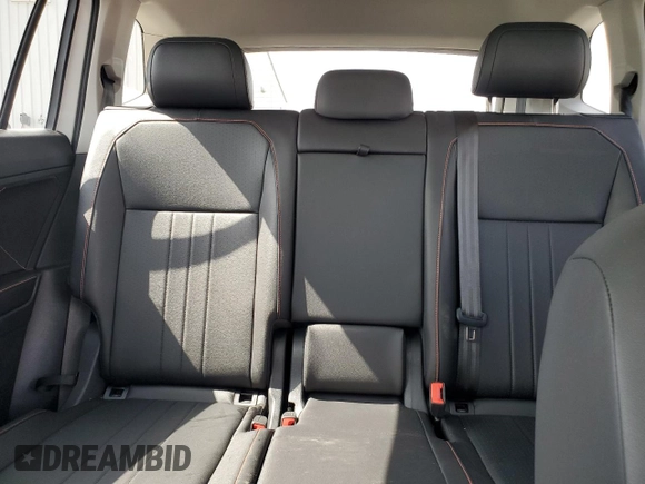 2024 Volkswagen Tiguan с VIN 3VVTB7AX9RM217926, выставлен на аукционе Copart как лот 59996135 с пробегом 3 941 миль миль и Чистый • Clean title. История ставок и продаж доступна на DreamBid. Изображение 10.