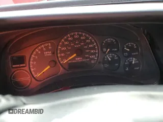 2000 Chevrolet Silverado 1500 with VIN 2GCEC19W1Y1363174, listed as a Copart auction lot 72973024 with Not Provided miles and Salvage Title. Bid and sale history available at DreamBid. Image 9.