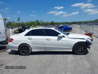2013 Mercedes-Benz E 350 Luxury with VIN WDDHF5KB9DA736261, listed as a IAAI auction lot 42046251 with 206,787 mi miles and . Bid and sale history available at DreamBid. Image 13.