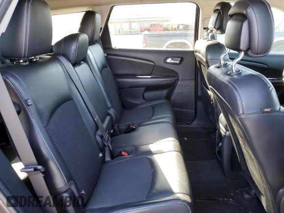 2015 Dodge Journey Crossroad z VIN 3C4PDCGG1FT592379, wystawiony jako Copart lot #50569815 z przebiegiem 108 382 mil mil oraz Szkoda całkowita • Salvage title. Historia ofert i sprzedaży dostępna na DreamBid. Obrazek 11.