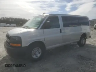 2018 Chevrolet Express Passenger LS with VIN 1GAWGEFG5J1209925, listed as a Copart auction lot 44695785 with 95,825 mi miles and Clean title. Bid and sale history available at DreamBid. Image 1.