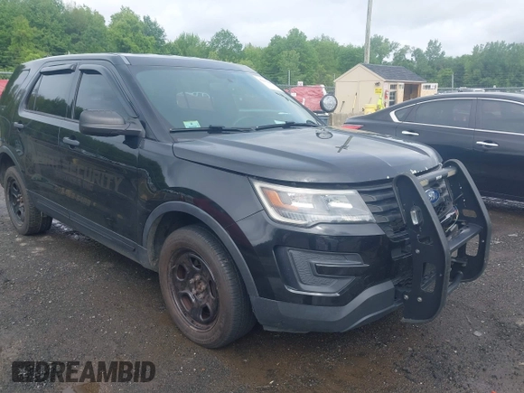 2017 Ford Police Interceptor Utility with VIN 1FM5K8ARXHGD57454, listed as a IAAI auction lot 42233888 with 121,244 mi miles and . Bid and sale history available at DreamBid. Image 1.