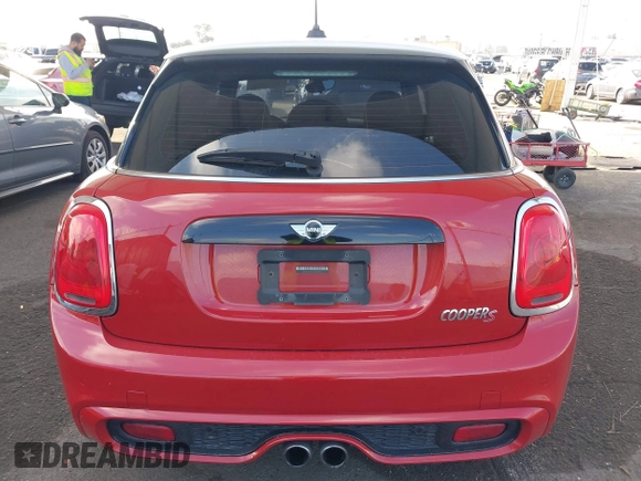 2016 MINI Cooper Hardtop 4 Door S with VIN WMWXU3C5XG2D28360, listed as a IAAI auction lot 41539607 with 78,616 mi miles. Bid and sale history available at carsss.com. Image 16.