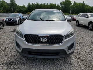 2017 Kia Sorento LX z VIN 5XYPG4A30HG249768, wystawiony jako Copart lot #60749505 z przebiegiem 164 385 mil mil oraz Czysty tytuł • Clean title. Historia ofert i sprzedaży dostępna na DreamBid. Obrazek 5.