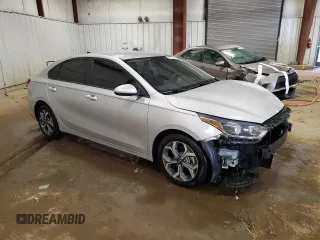 2021 Kia Forte LXS z VIN 3KPF24AD2ME345539, wystawiony jako Copart lot #55319665 z przebiegiem 102 789 mil mil oraz Nie do naprawy • Non repairable. Historia ofert i sprzedaży dostępna na DreamBid. Obrazek 4.