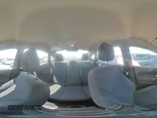 2018 Ford Fiesta SE z VIN 3FADP4BJ9JM123715, wystawiony jako Copart lot #58164015 z przebiegiem 83 768 mil mil oraz Szkoda całkowita • Salvage title. Historia ofert i sprzedaży dostępna na DreamBid. Obrazek 14.