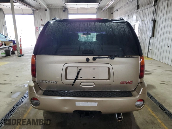 2005 GMC Envoy SLE with VIN 1GKDT13S352108513, listed as a Copart auction lot 51581475 with 160,610 mi miles and Salvage Title. Bid and sale history available at carsss.com. Image 6.