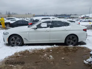2021 BMW 5 Series 540i xDrive with VIN WBA73BJ06MWX35226, listed as a IAAI auction lot 41534763 with 30,816 mi miles and . Bid and sale history available at DreamBid. Image 14.
