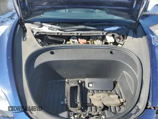 2022 Tesla Model 3 Long Range z VIN 5YJ3E1EB4NF143606, wystawiony jako Copart lot #45499095 z przebiegiem 119 143 mil mil oraz Szkoda całkowita • Salvage title. Historia ofert i sprzedaży dostępna na DreamBid. Obrazek 11.