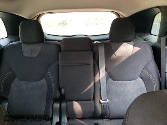 2016 Jeep Cherokee Latitude with VIN 1C4PJMCB9GW112576, listed as a Copart auction lot 58652755 with 121,088 mi miles and Salvage title. Bid and sale history available at DreamBid. Image 10.