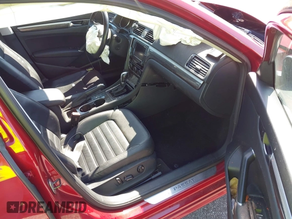 2017 Volkswagen Passat V6 SEL Premium with VIN 1VWCM7A33HC013786, listed as a IAAI auction lot 41981916 with 68,483 mi miles. Bid and sale history available at carsss.com. Image 5.