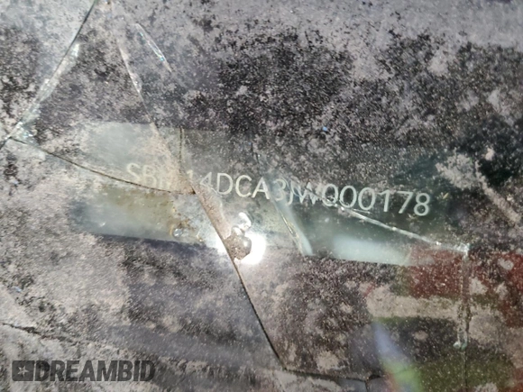 2018 McLaren 720S z VIN SBM14DCA3JW000178, wystawiony jako Copart lot #73309654 z przebiegiem Nie podano mil oraz Szkody całkowita. Historia ofert i sprzedaży dostępna na DreamBid. Obrazek 13.