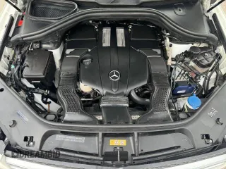 2017 Mercedes-Benz GLS 450 z VIN 4JGDF6EE0HA899323, wystawiony jako Copart lot #61804565 z przebiegiem 164 573 mil mil oraz Nie do naprawy • Non repairable. Historia ofert i sprzedaży dostępna na DreamBid. Obrazek 13.