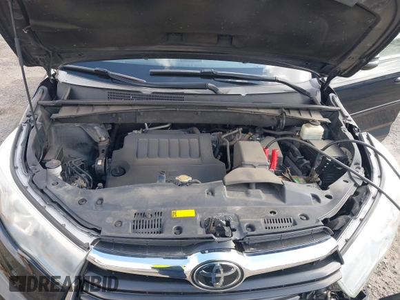 2015 Toyota Highlander Limited with VIN 5TDDKRFH6FS175940, listed as a IAAI auction lot 41933412 with 195,127 mi miles and . Bid and sale history available at DreamBid. Image 10.