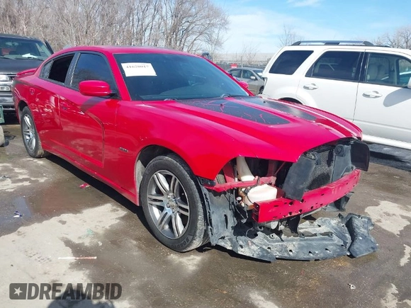 2013 Dodge Charger RT with VIN 2C3CDXCT6DH518393, listed as a IAAI auction lot 41620017 with 170,747 mi miles. Bid and sale history available at carsss.com. Image 1.