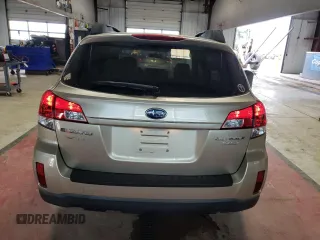 2010 Subaru Outback Premium z VIN 4S4BRBBC0A3380888, wystawiony jako Copart lot #47098885 z przebiegiem 84 906 mil mil oraz Szkoda całkowita • Salvage title. Historia ofert i sprzedaży dostępna na DreamBid. Obrazek 6.