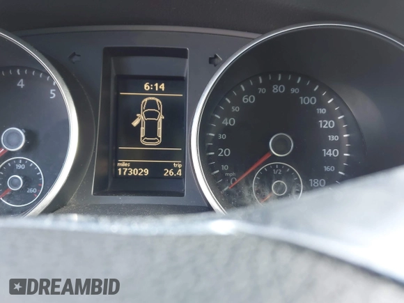 2010 Volkswagen GTI with VIN WVWGD7AJ8AW110814, listed as a IAAI auction lot 41916110 with 173,029 mi miles and . Bid and sale history available at DreamBid. Image 7.