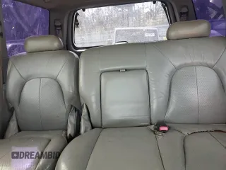 1998 Ford Expedition XLT with VIN 1FMRU1769WLB17414, listed as a Copart auction lot 46218715 with 274,169 mi miles and Salvage Title. Bid and sale history available at carsss.com. Image 10.