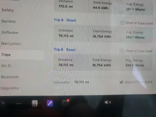 2023 Tesla Model 3 z VIN 5YJ3E1EA7PF549633, wystawiony jako Copart lot #57131325 z przebiegiem 78 113 mil mil oraz Szkoda całkowita • Salvage title. Historia ofert i sprzedaży dostępna na DreamBid. Obrazek 9.