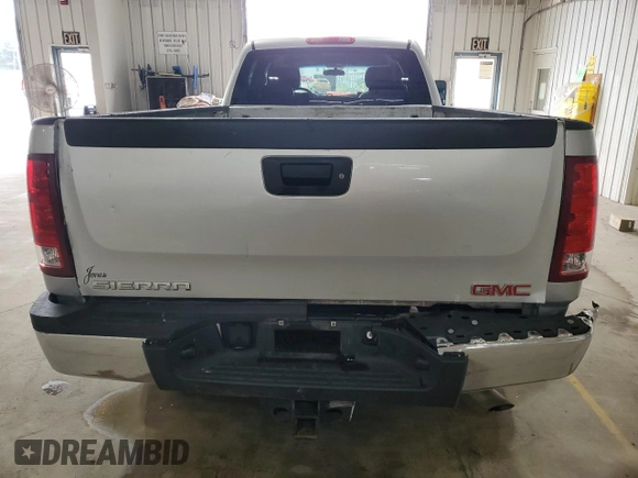 2013 GMC Sierra 2500HD Work Truck с VIN 1GT12ZCGXDF118085, выставлен на аукционе Copart как лот 59717505 с пробегом 187 063 миль миль и Списание • Salvage title. История ставок и продаж доступна на DreamBid. Изображение 6.