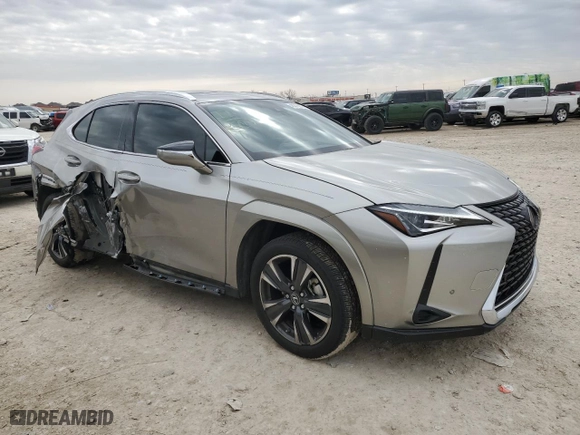 2022 Lexus UX with VIN JTHP3JBH8N2050069, listed as a Copart auction lot 45376875 with 18,801 mi miles and Salvage Title. Bid and sale history available at carsss.com. Image 4.