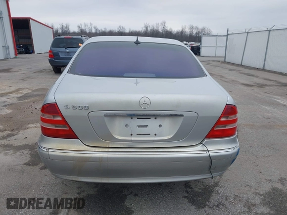 2002 Mercedes-Benz S-Class 5.0L with VIN WDBNG75J12A246997, listed as a IAAI auction lot 41566423 with 181,940 mi miles. Bid and sale history available at carsss.com. Image 16.