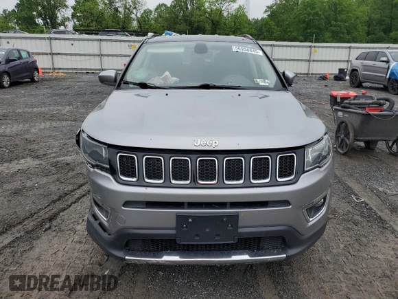 2020 Jeep Compass Limited z VIN 3C4NJCCBXLT211330, wystawiony jako Copart lot #56938845 z przebiegiem 98 968 mil mil oraz Szkoda całkowita • Salvage title. Historia ofert i sprzedaży dostępna na DreamBid. Obrazek 5.
