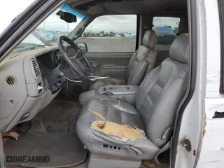 1998 Chevrolet C/K 1500 with VIN 2GCEC19R7W1113042, listed as a Copart auction lot 83655164 with 148,188 mi miles and Salvage Title. Bid and sale history available at carsss.com. Image 7.
