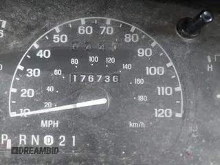 2000 Ford Explorer XLT with VIN 1FMDU83P9YZC19622, listed as a IAAI auction lot 42566797 with 176,736 mi miles and . Bid and sale history available at DreamBid. Image 7.