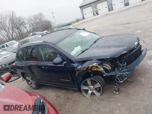 2017 Jeep Compass High Altitude with VIN 1C4NJDEBXHD139545, listed as a IAAI auction lot 41576246 with 89,969 mi miles and . Bid and sale history available at carsss.com. Image 14.