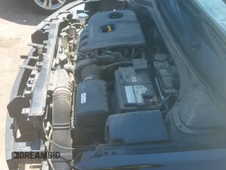 2017 Hyundai Elantra SE z VIN 5NPD84LF7HH113993, wystawiony jako IAAI lot #42429007 z przebiegiem 130 464 mil mil oraz . Historia ofert i sprzedaży dostępna na DreamBid. Obrazek 22.