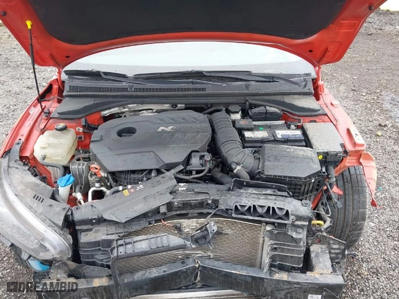 2020 Hyundai Veloster N with VIN KMHT36AH9LU004052, listed as a IAAI auction lot 41923950 with 44,683 mi miles. Bid and sale history available at carsss.com. Image 10.