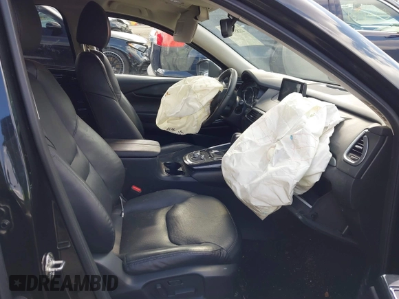 2018 Mazda CX-9 Touring with VIN JM3TCBCY0J0205750, listed as a IAAI auction lot 41857575 with 72,384 mi miles. Bid and sale history available at carsss.com. Image 5.