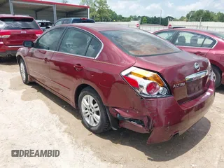2010 Nissan Altima SL z VIN 1N4AL2AP7AN541401, wystawiony jako IAAI lot #42215234 z przebiegiem 158 649 mil mil oraz . Historia ofert i sprzedaży dostępna na DreamBid. Obrazek 3.