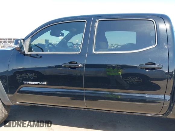 2016 Toyota Tacoma SR with VIN 3TMCZ5AN3GM019210, listed as a IAAI auction lot 42003617 with 171,581 mi miles. Bid and sale history available at carsss.com. Image 14.