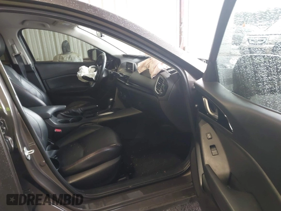 2014 Mazda 3 i Touring z VIN 3MZBM1L75EM109082, wystawiony jako IAAI lot #41625740 z przebiegiem 123 618 mil mil oraz . Historia ofert i sprzedaży dostępna na DreamBid. Obrazek 5.